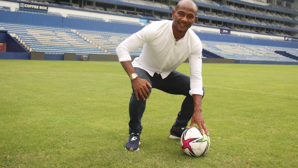 Óscar Bagüí dirigirá a Naranja Mekánica luego de estar en Esmeraldas Petrolero