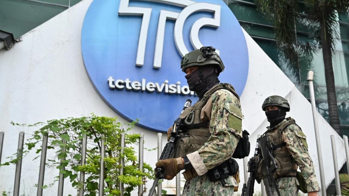 El pasado 9 de enero, más de una docena de delincuentes ingresaron abruptamente a las instalaciones de TC Televisión 