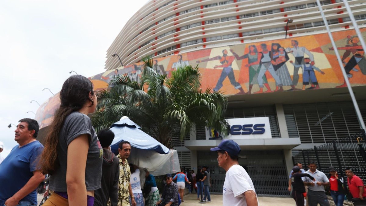 Instalaciones del Instituto de Seguridad Social, en el centro de Guayaquil
