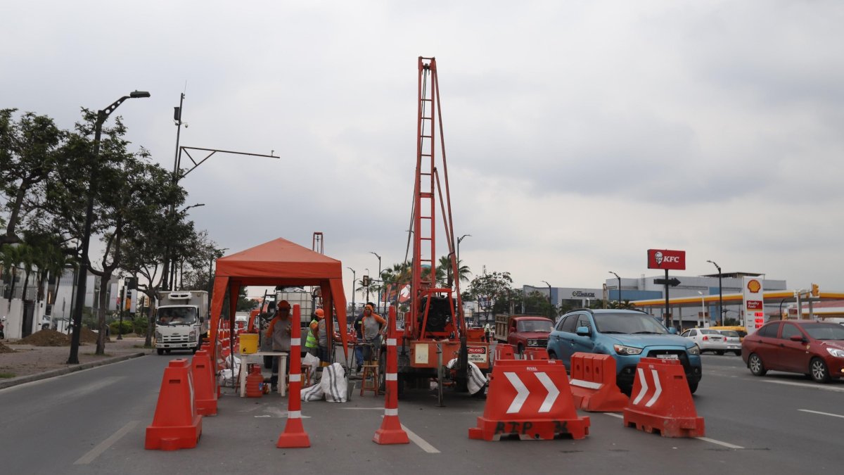 Los profesionales piden que en las obras que se realizan en las vías exista seguridad para evitar peligros.