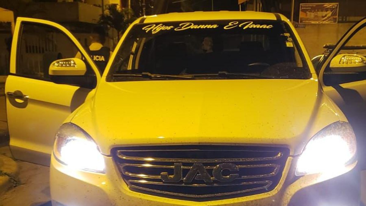 Un conductor fue víctima de criminales en las vías de Manabí.