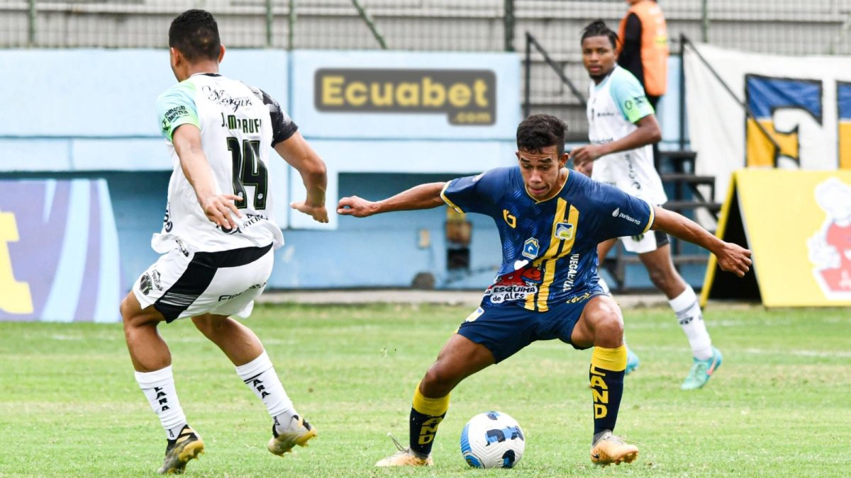 Delfín está en la parte baja de la tabla de posiciones.