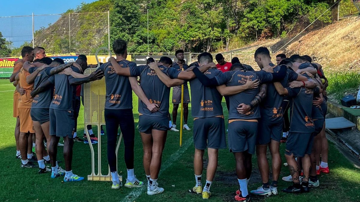 Barcelona, antes de comenzar sus trabajos para enfrentar a Sao Paulo.