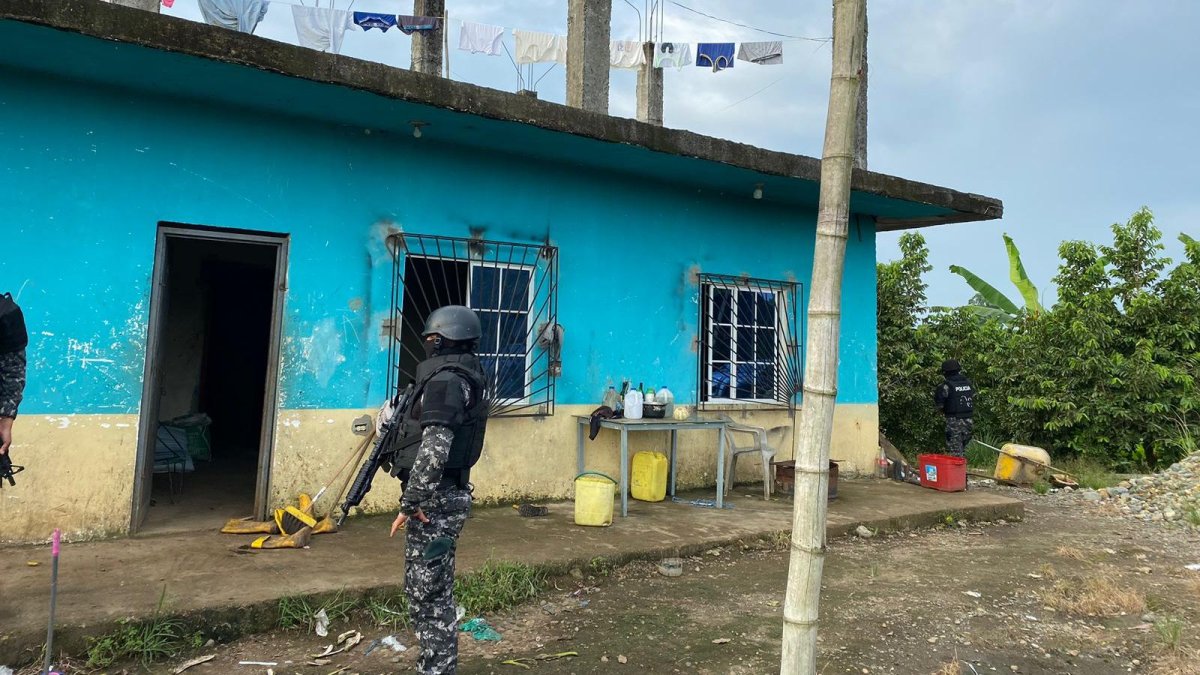 En la parroquia San Carlos, zona rural de Quevedo, se efectuó el operativo.
