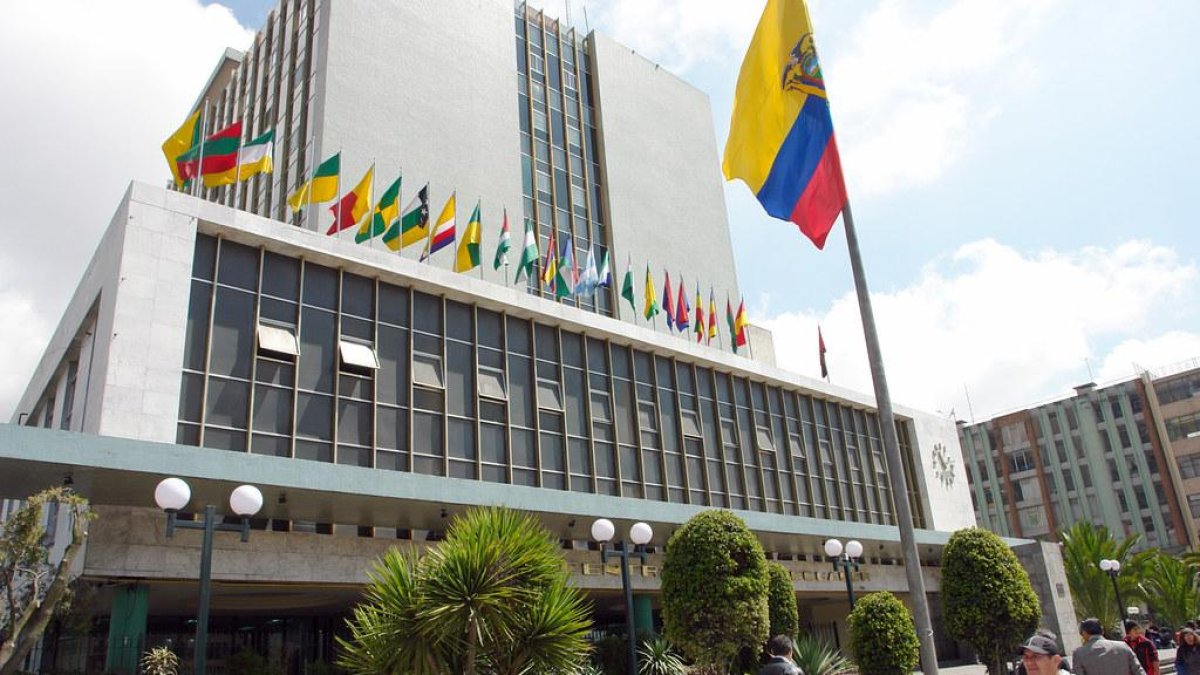 Ente.- El edificio del Banco Central de Ecuador.