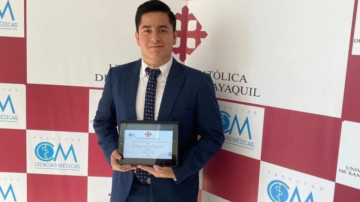 El hoy occiso tenia poco tiempo de haberse graduado de doctor