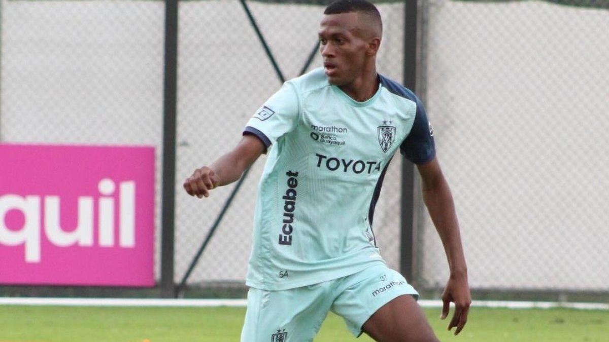 Justin Lerma durante un entrenamiento con Independiente del Valle.