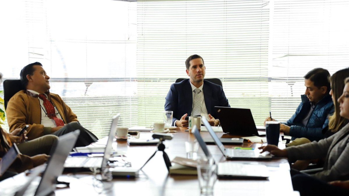 El ministro encargado de Energía y Minas, Roberto Luque.