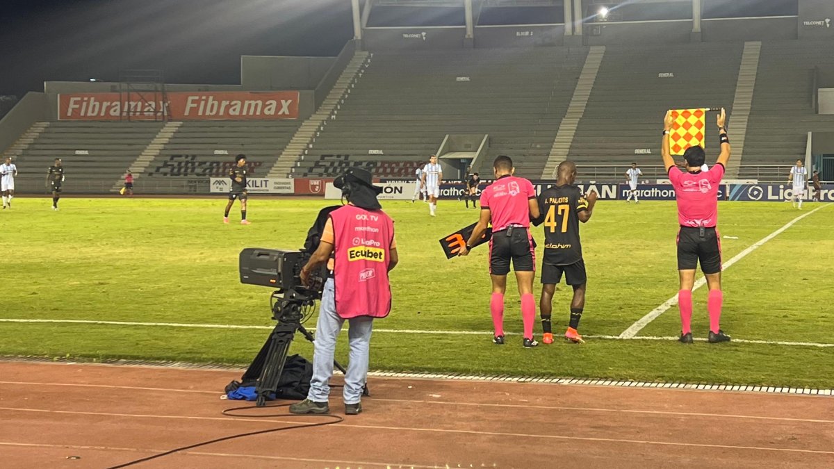 El martes 11 de junio sí se transmitió el partido entre Guayaquil City y Vargas Torres en el estadio Christian Benítez
