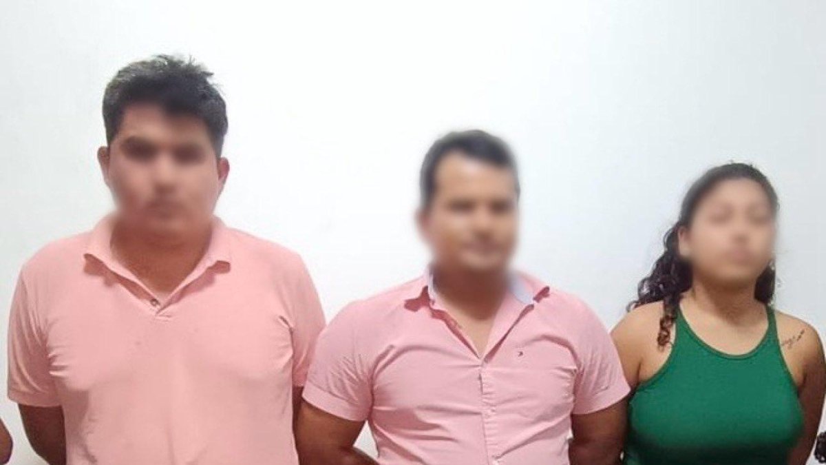 Los dos hombres y la mujer fueron aprehendidos para las investigaciones.