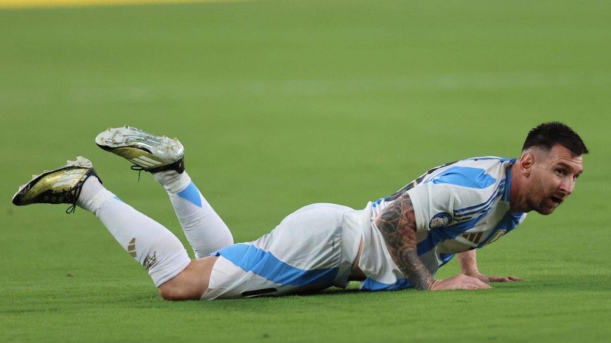 Lionel Messi tiene una dolencia y podría perderse el próximo partido.