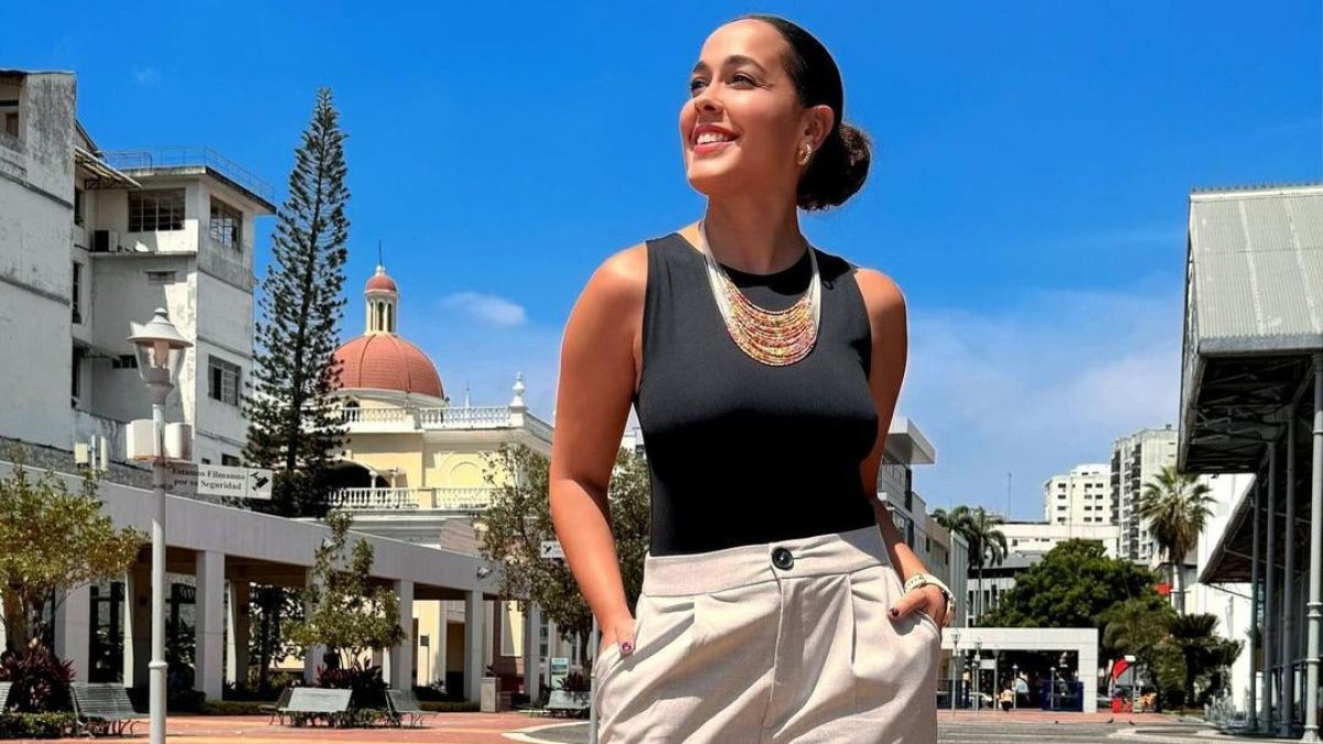 Cancillería resolvió quitarle la visa a Alondra Santiago.