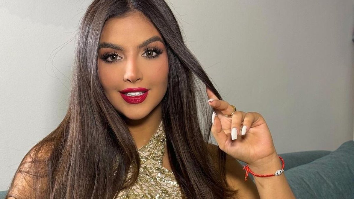 Dayanara es una cantante ecuatoriana.