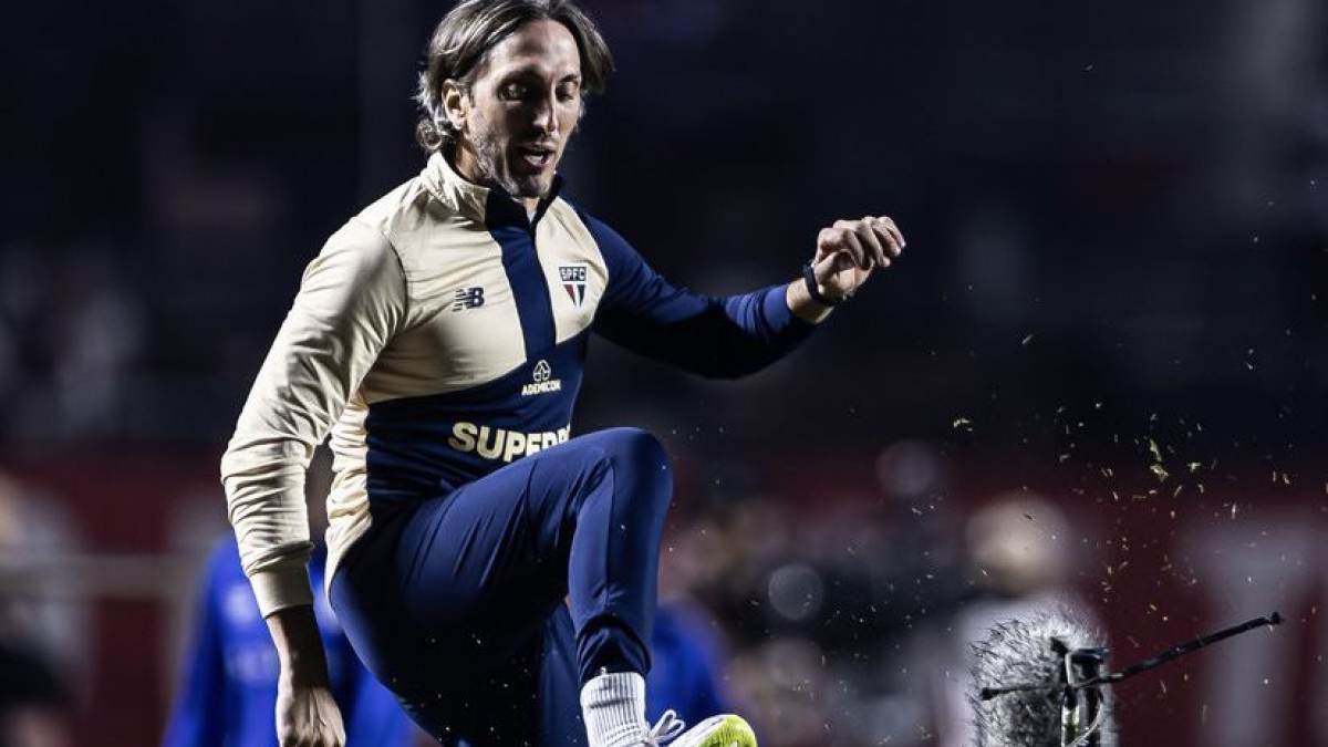 El director técnico llegó a Sao Paulo a mitad de 2024