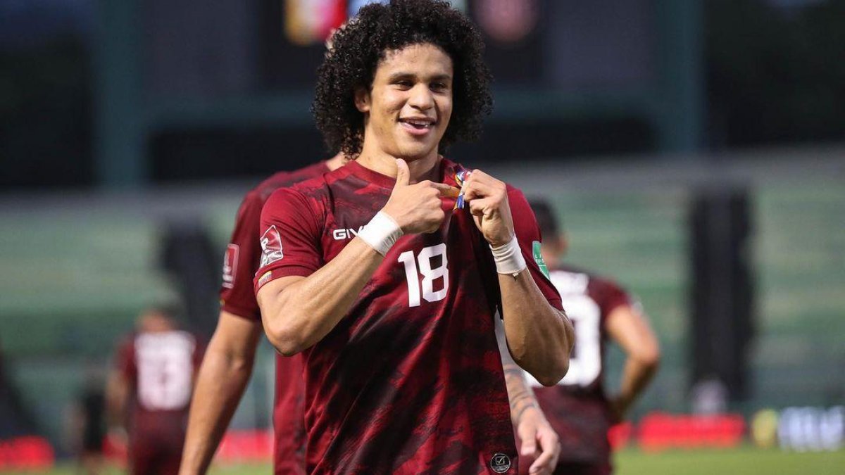 Eduard Bello disputó con la selección de Venezuela la Copa América de Estados Unidos 2024.