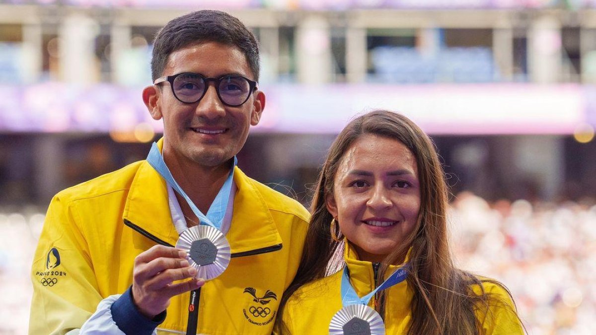 Daniel Pintado y Glenda Morejón ganaron medalla de plata en la maratón de marcha por relevos mixtos en los Juegos Olímpicos de París 2024