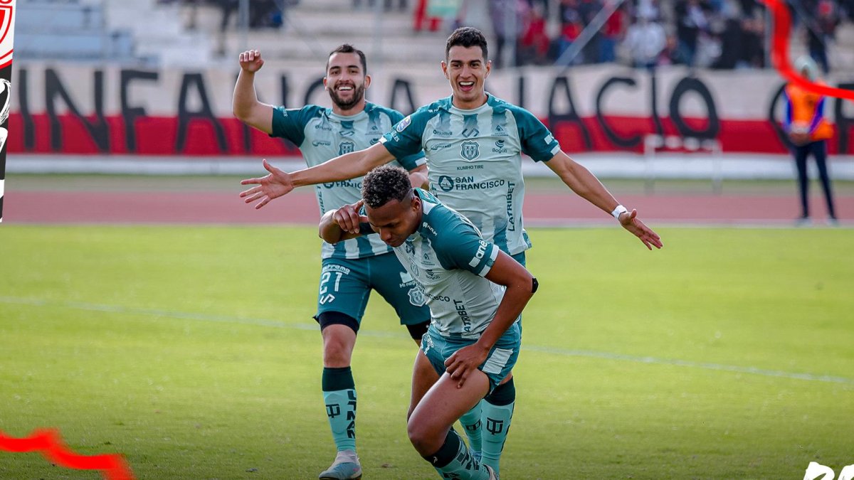 >Técnico Universitario ganó en las dos primeras fechas de la segunda etapa del torneo