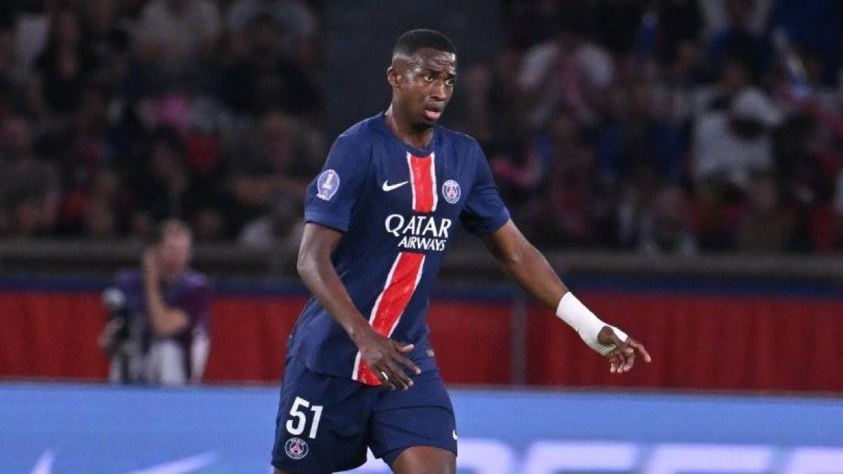 Willian Pacho destacó en el segundo partido con la camiseta de PSG, jugado en el Parque de los Príncipes