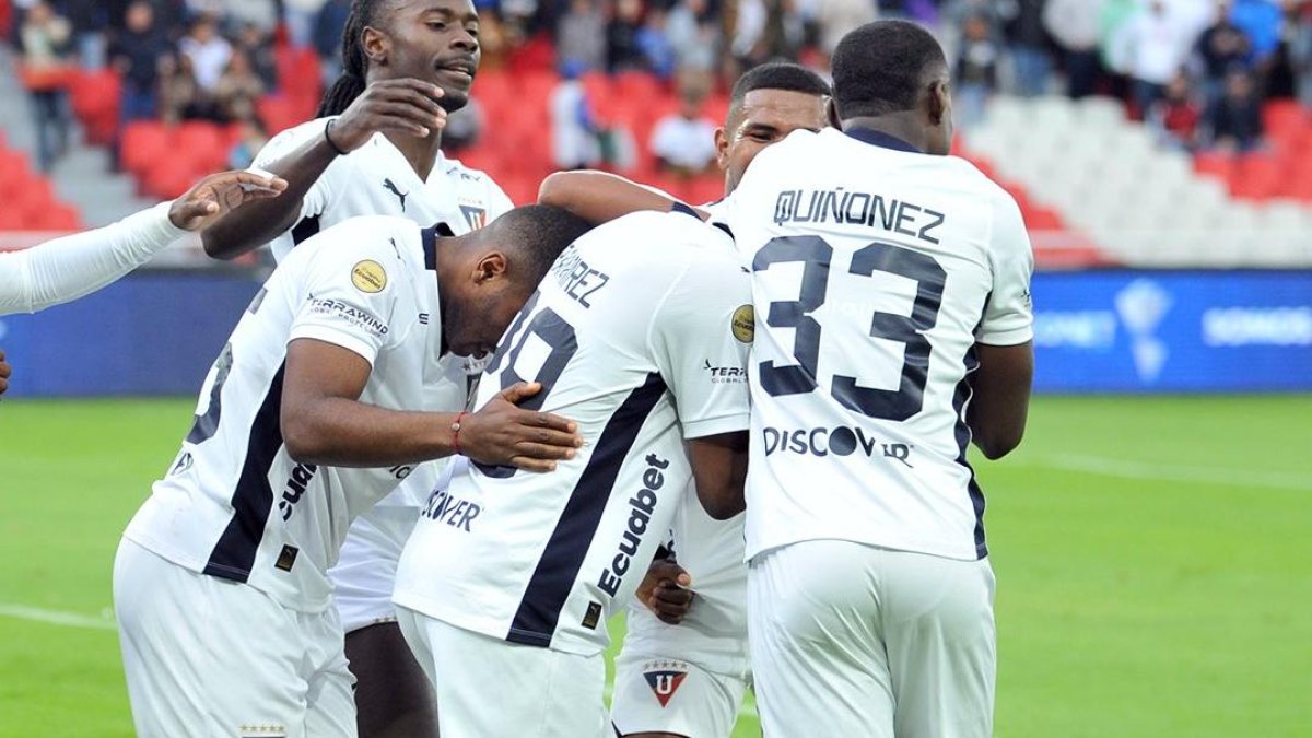 El volante Bryan Ramírez, el central Ricardo Adé y el extremo Luis Estupiñán fueron los goleadores.