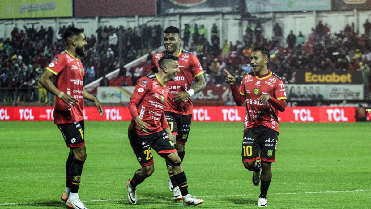 Danny Luna abrió la cuenta antes del primer minuto en el Alejandro Serrano Aguilar.