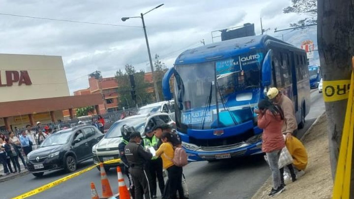 El bus estaba en el carril del Corredor surde los alimentadores de transporte urbano.