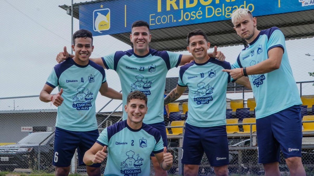 Delfín y su buen ambiente antes de recibir a Liga de Quito.