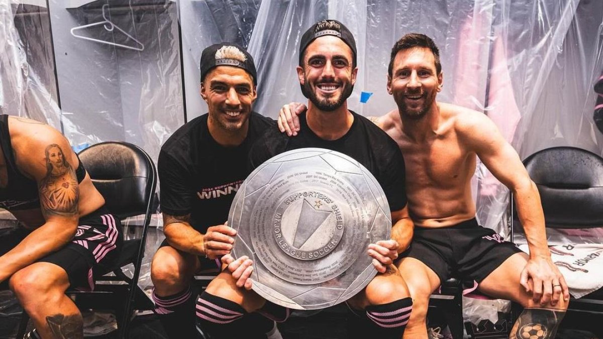 [MISSING]binding.image.description