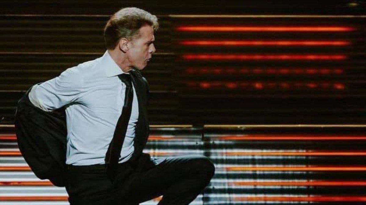 Luis Miguel canceló conciertos debido a complicaciones de salud.