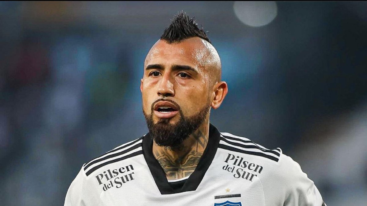 Arturo Vidal es investigado por temas sexuales en Chile.