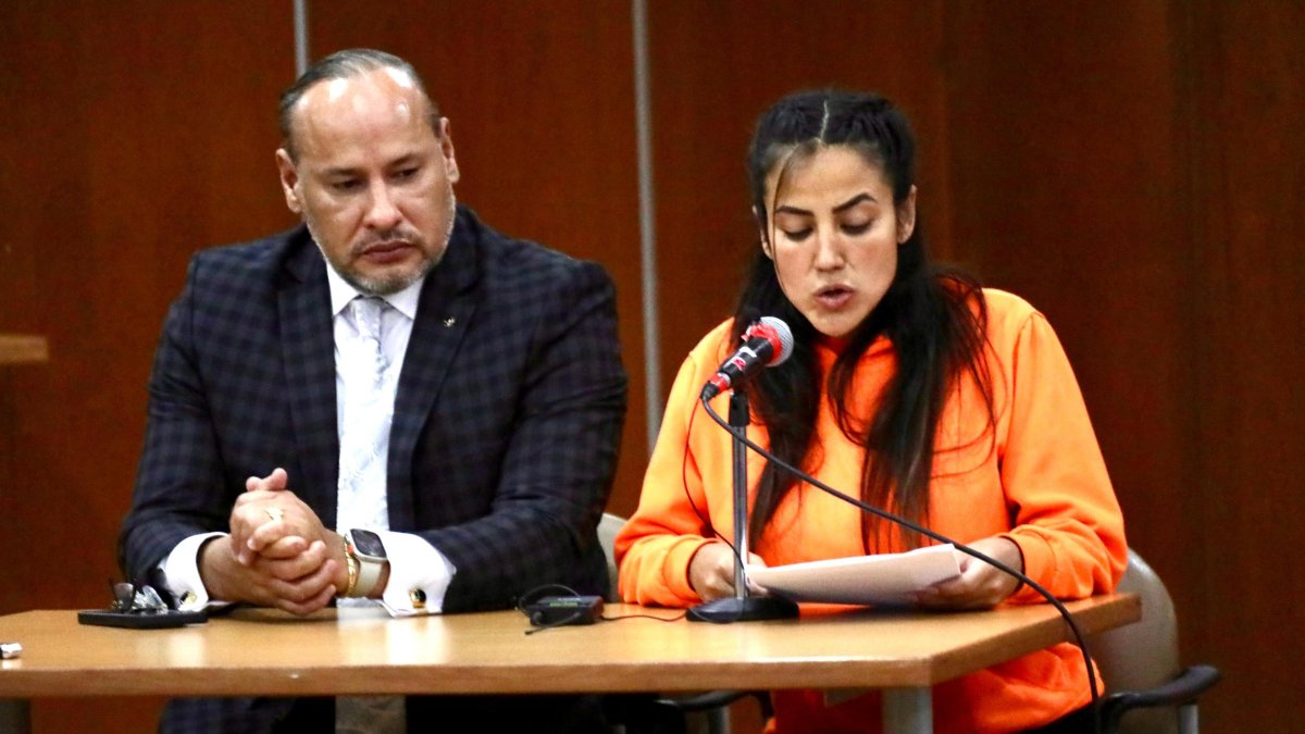 Mayra Salazar ofreció disculpas públicas en el caso Metástasis.