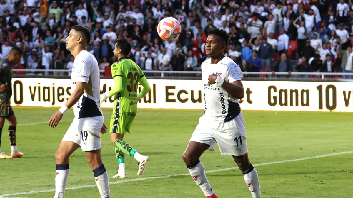 Liga de Quito tiene los retos de la LigaPro y la Copa Libertadores.