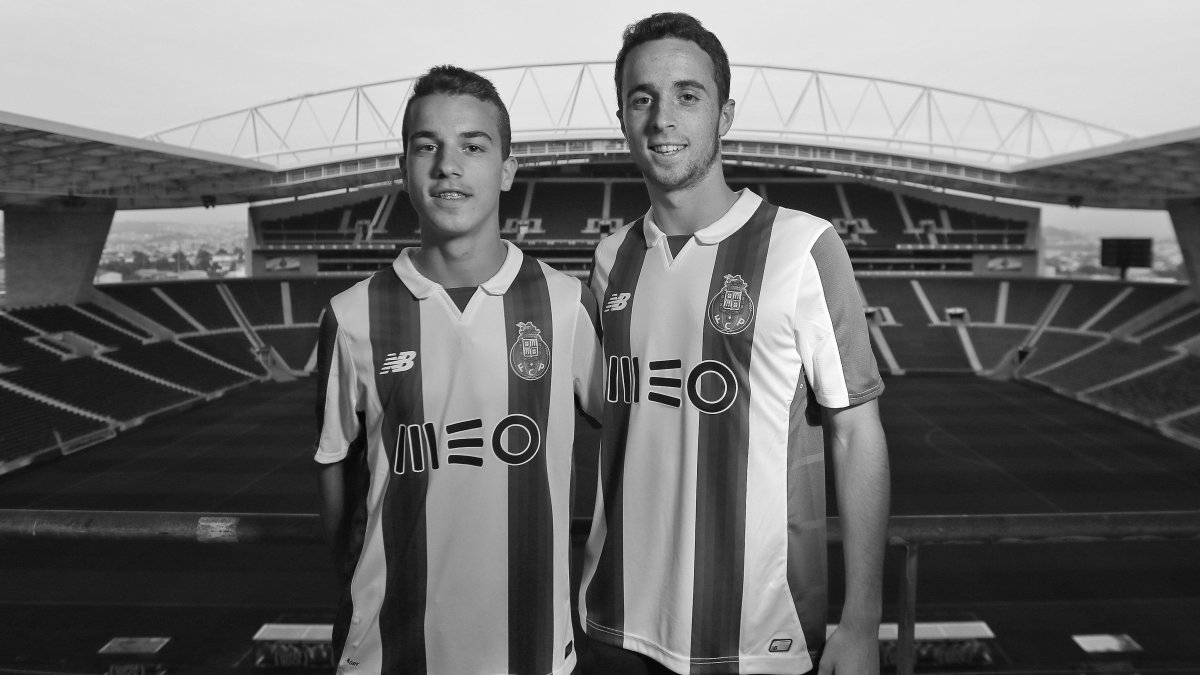 André Felipe y Diogo Jota, con las camisetas de Porto, club en el que se formaron.