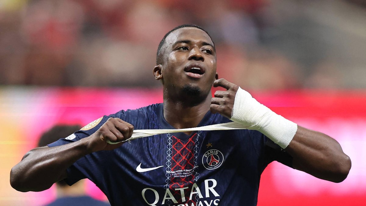 Willian Pacho vio la tarjeta roja en los cuartos de final del Mundial de Clubes 2025.