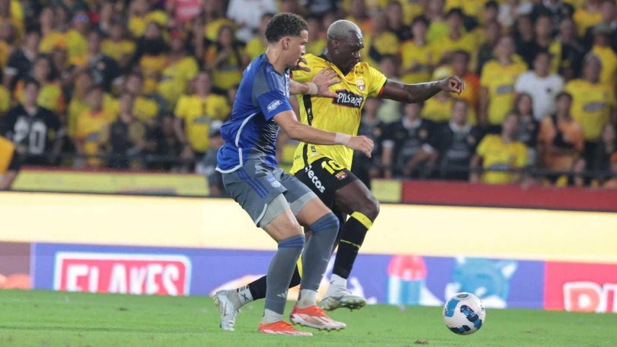 Barcelona venció 2-0 a Emelec en el Clásico del Astillero disputado en el estadio Monumental el pasado 18 de mayo de 2025.