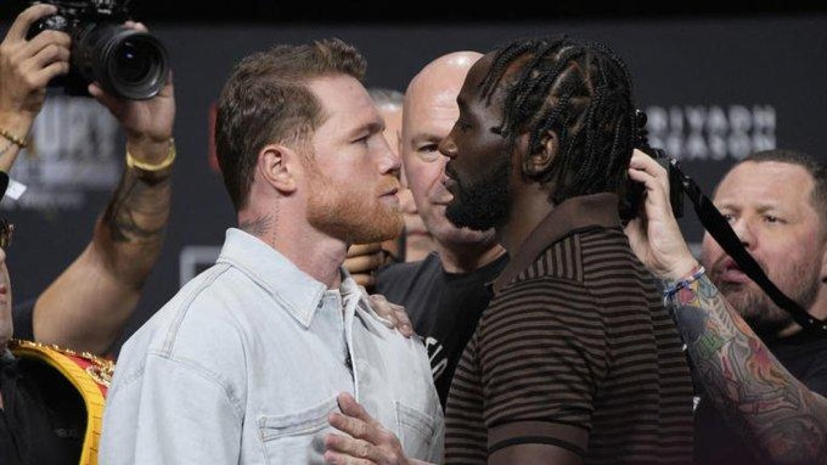 Canelo Álvarez y Terence Crawford se enfrentarán en Las Vegas.