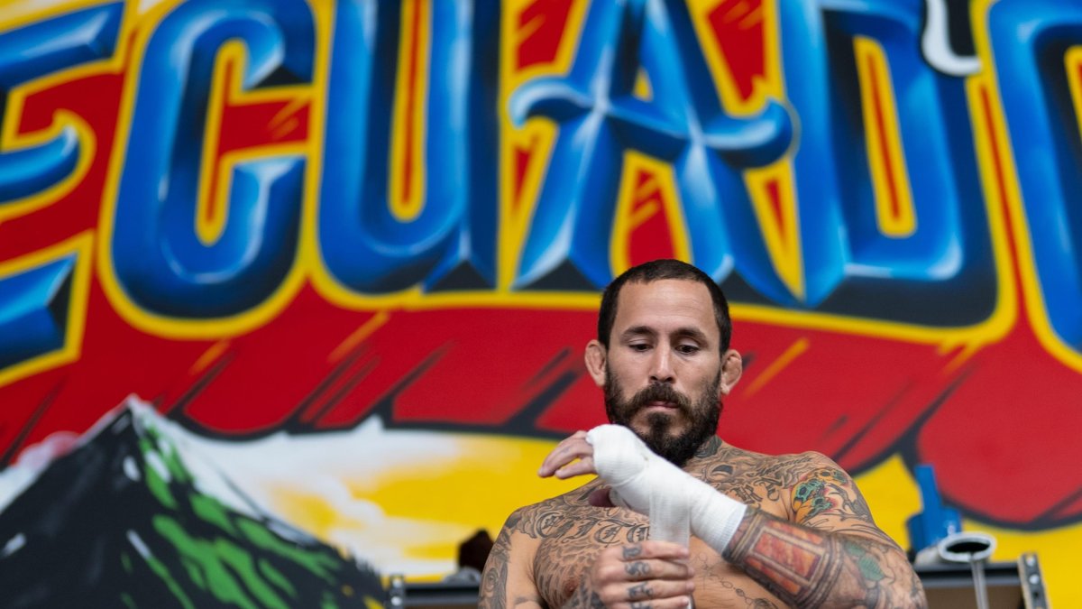 El peleador ecuatoriano Marlon 'Chito' Vera, durante uno de sus últimos entrenamientos.