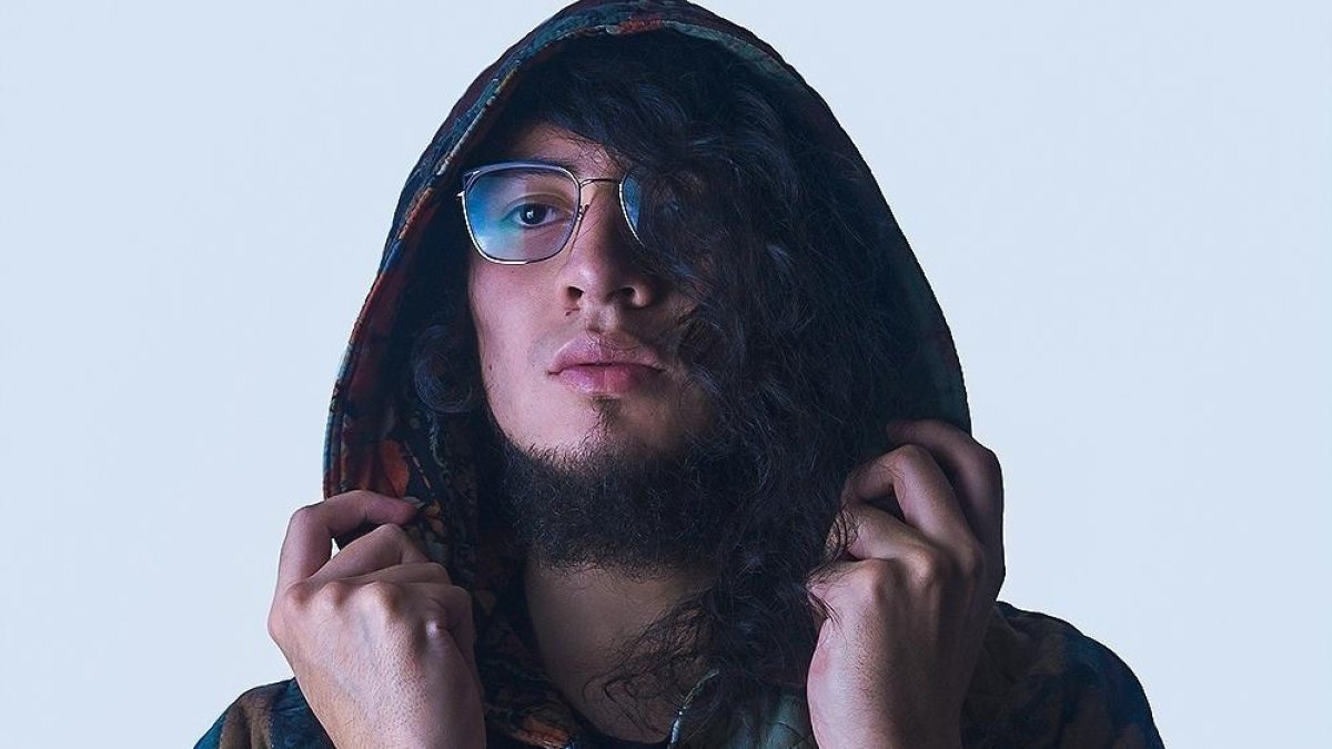 El joven había salido con sus amigos y habrían sido asaltados.