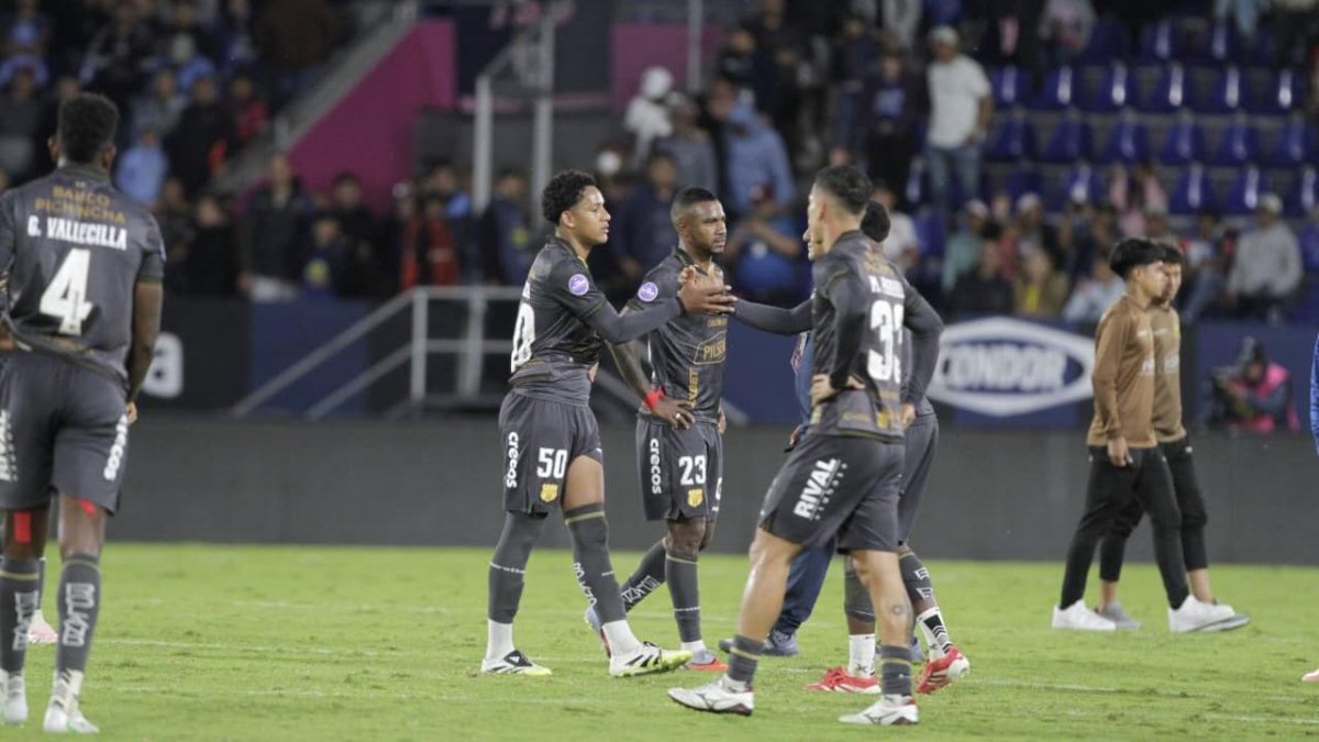 Los canarios no ocultaron el descontento tras perder ante Independiente, que los hizo terminar terceros la LigaPro.