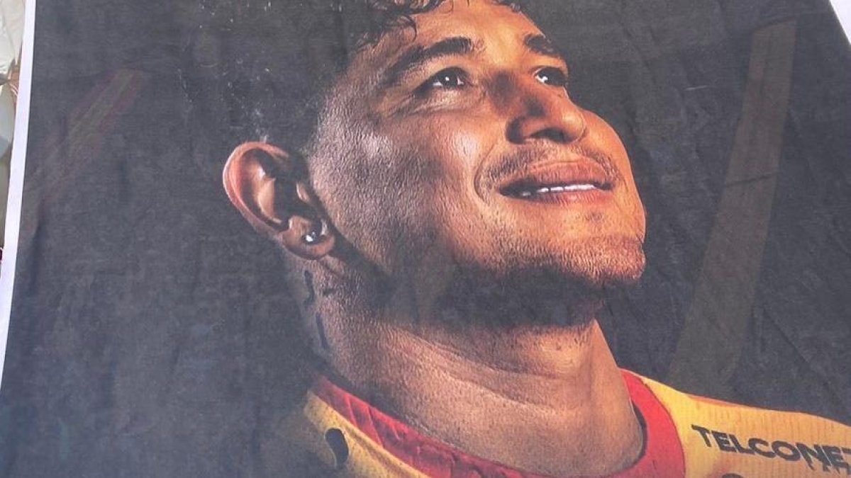 Mario Pineida fue asesinado a tiros en los exteriores de una carnicería.