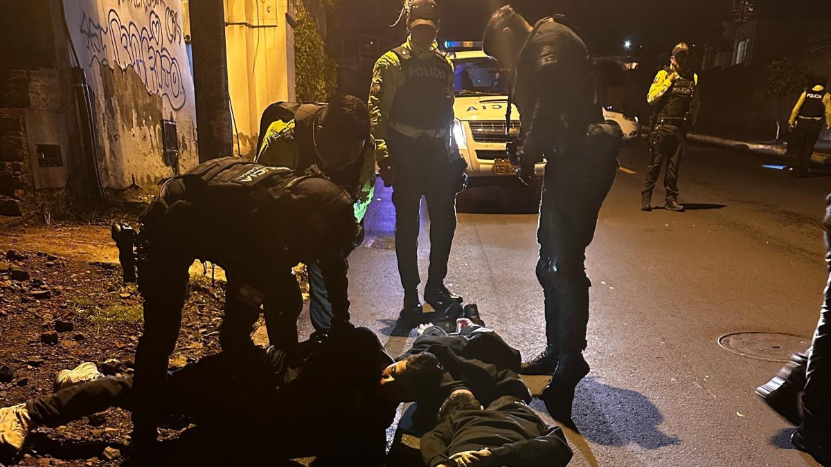 Los tres sujetos también serían parte de la banda criminal de Los Lobos.