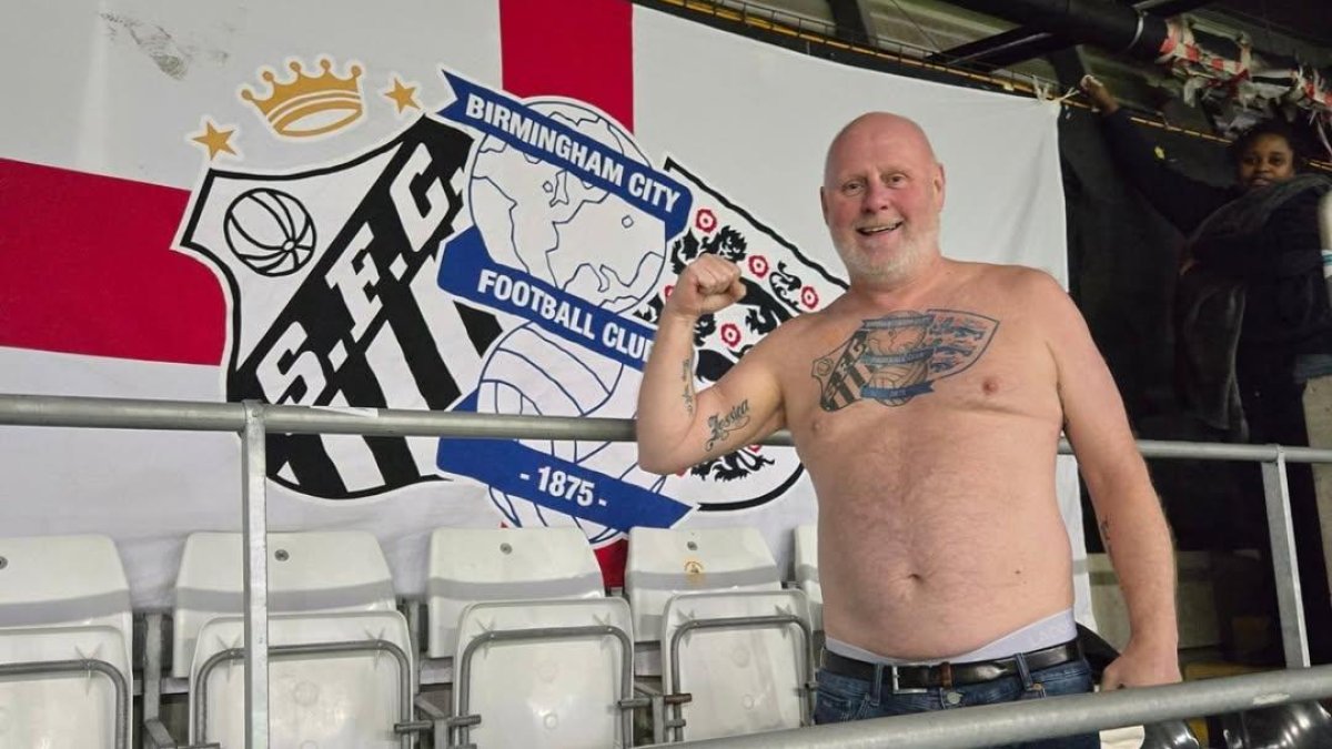 John Sims apoyando incondicionalmente a sus equipos