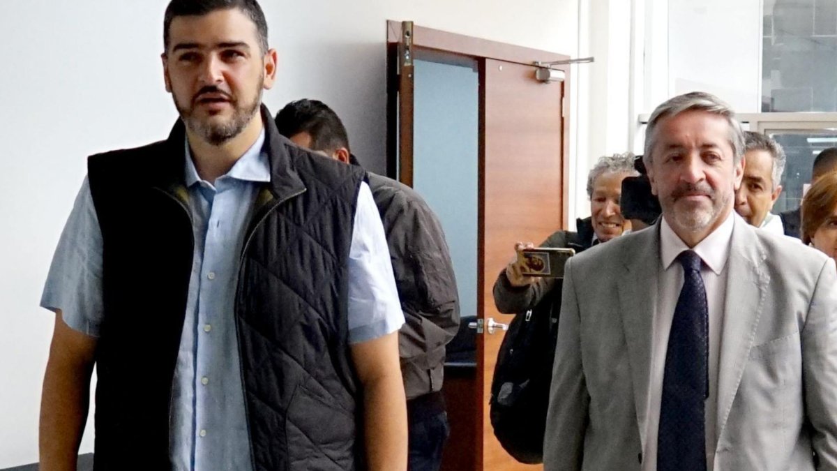 Aquiles Álvarez enfrenta dos causas penales en su contra, en los denominados casos Triple A y Goleada; por este último guarda prisión preventiva.