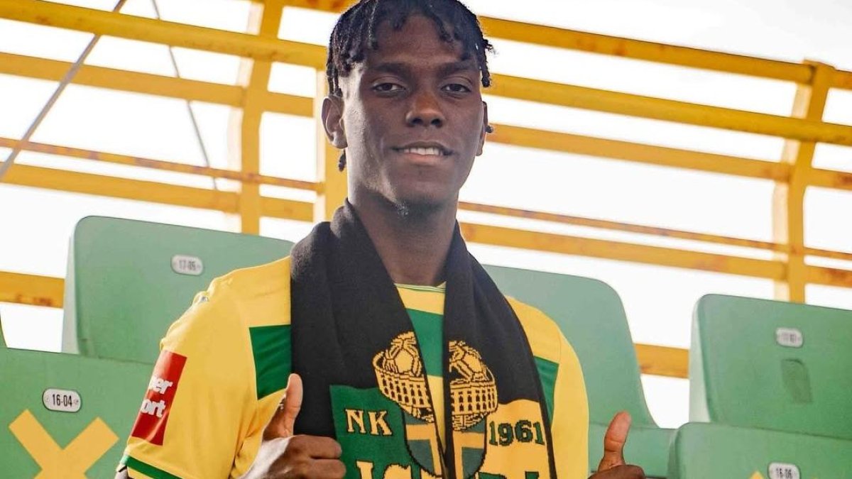 Allen Obando a su llegada al NK Istra 1961, club que milita en la Primera División de Croacia.