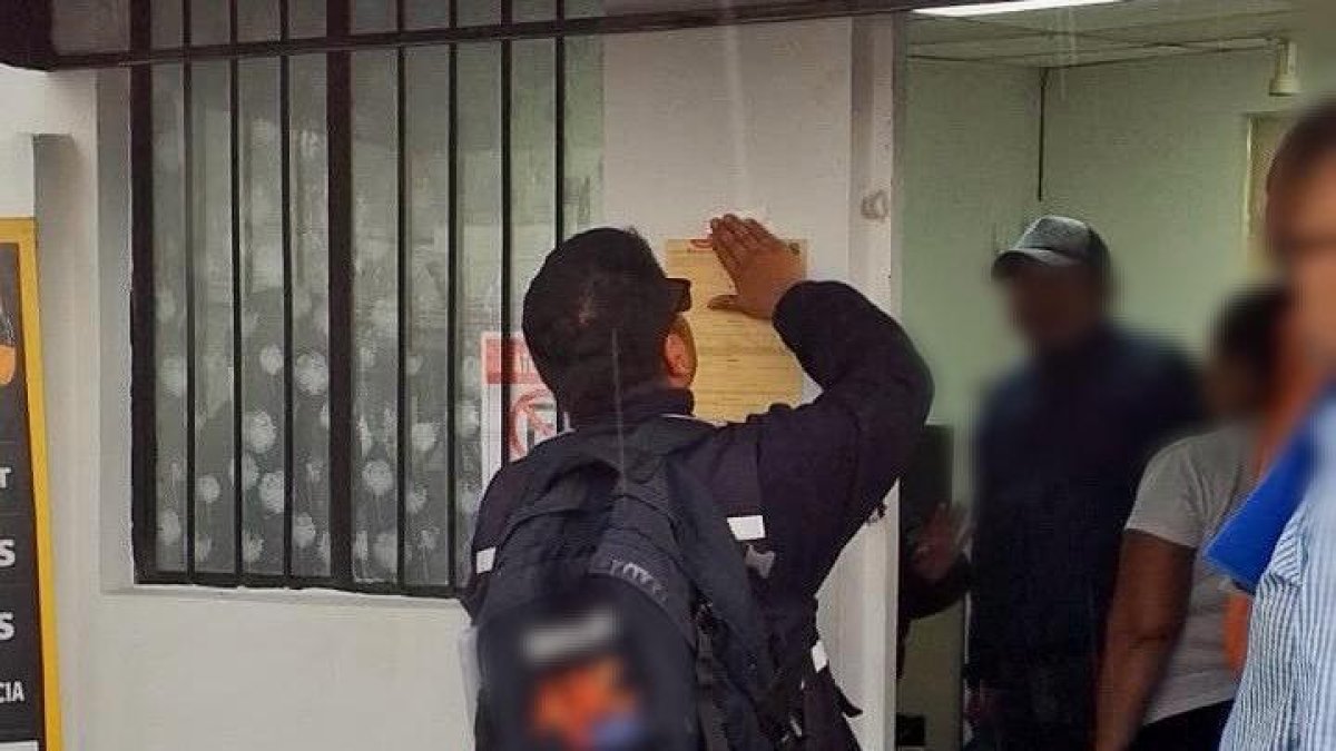 Varios locales fueron clausurados.