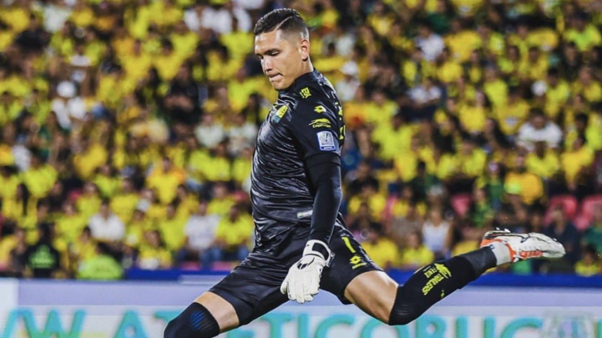 Aldair Quintana podría llegar a Independiente del Valle tras quedar fuera de Sudamericana.