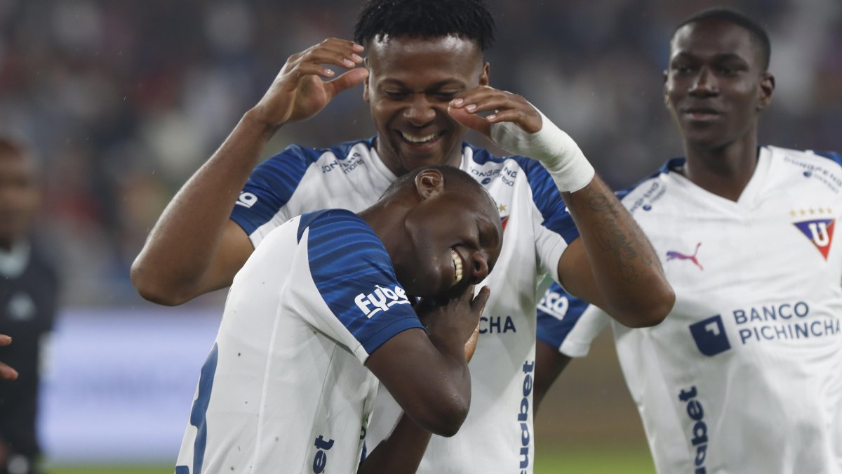 Liga de Quito visita a Delfín FC en la fecha 8 de LigaPro 2026.