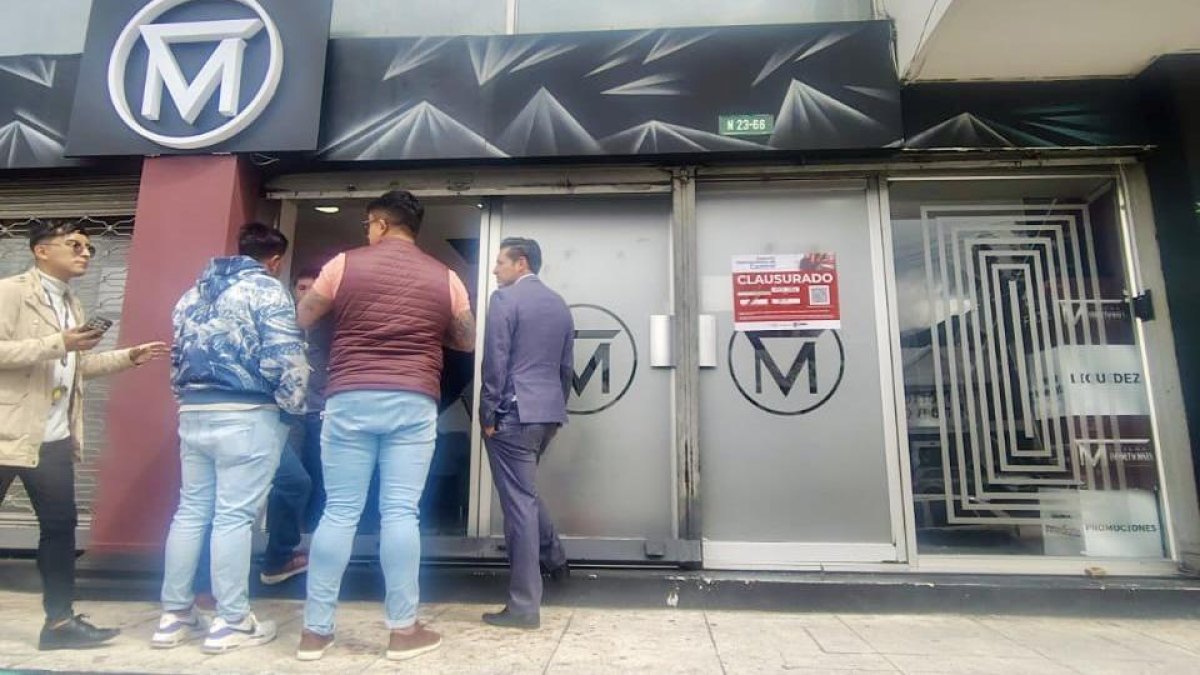 La clausura se ejecutó tras varias denuncias de estafa.