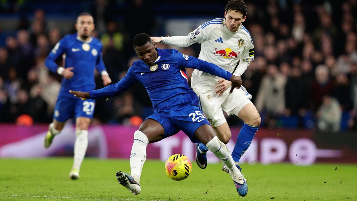 Moisés Caicedo será titular en Chelsea.