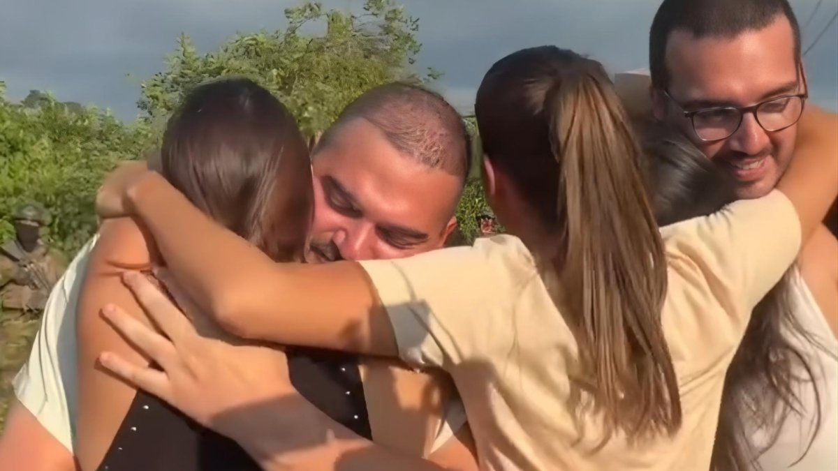 Los hermanos de Aquiles Álvarez salieron de la Cárcel del Encuentro la tarde del jueves 2 de abril de 2026.