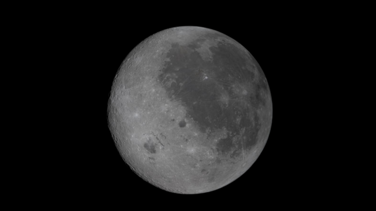 Una imagen histórica de la NASA: así luce la cara oculta de la Luna